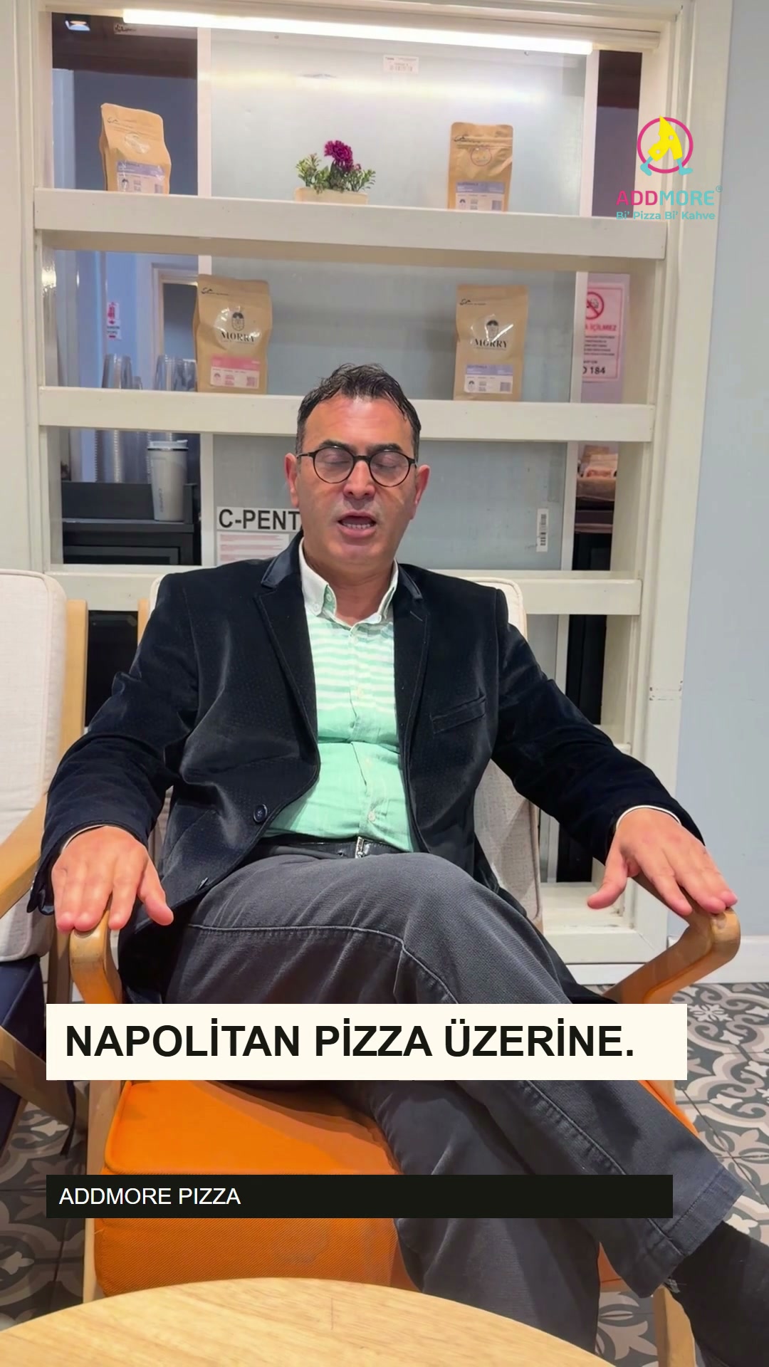 Addmore Pizza’da Napolitan pizza üzerine